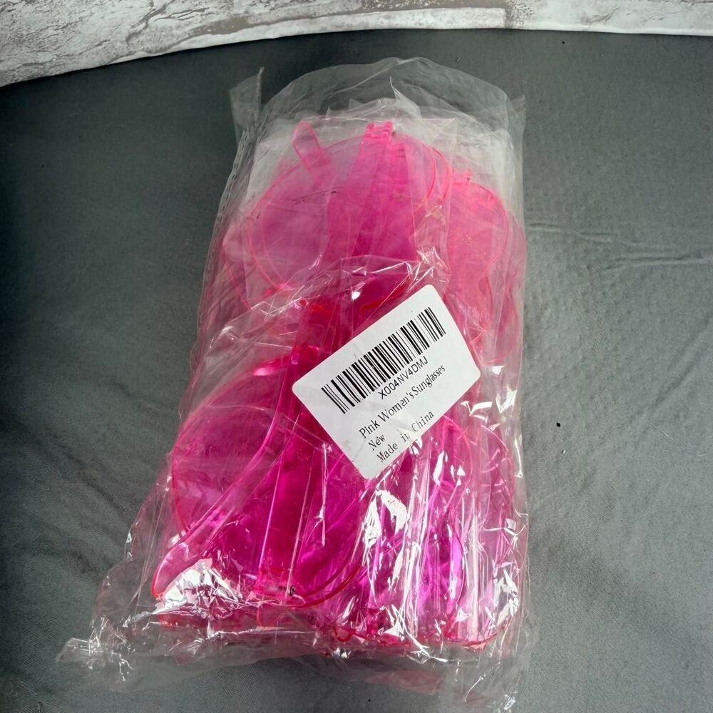 Unbranded Women's Pink Sunglasses